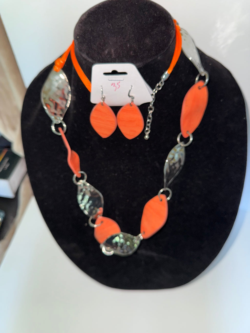 Sunset Glow Leaf Necklace & Earring Set